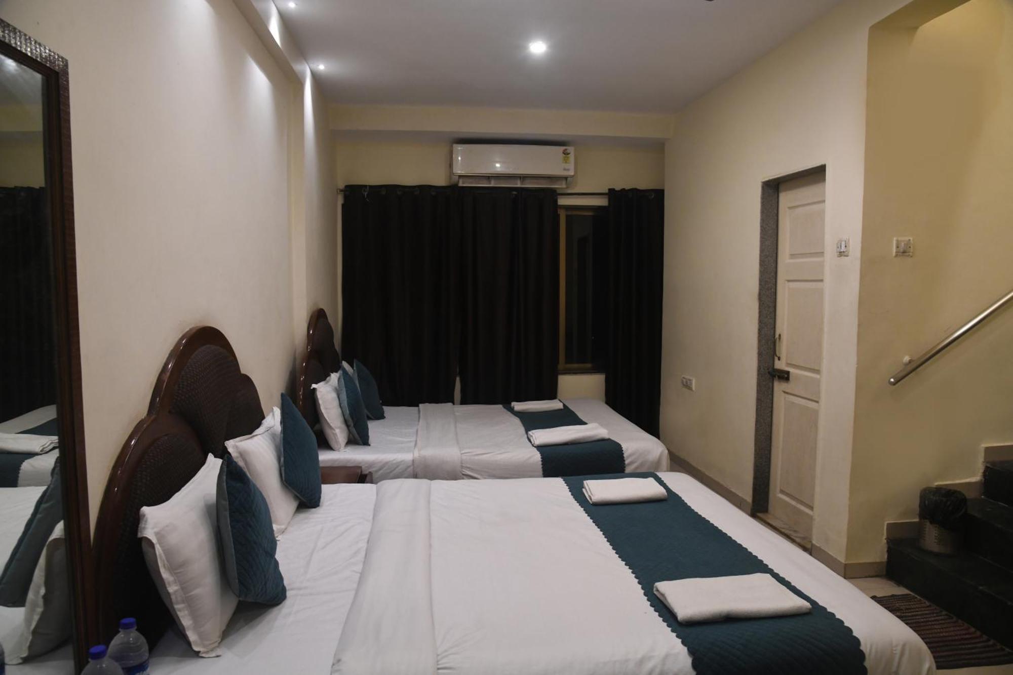 Hill Forest Resort Lonavala Esterno foto