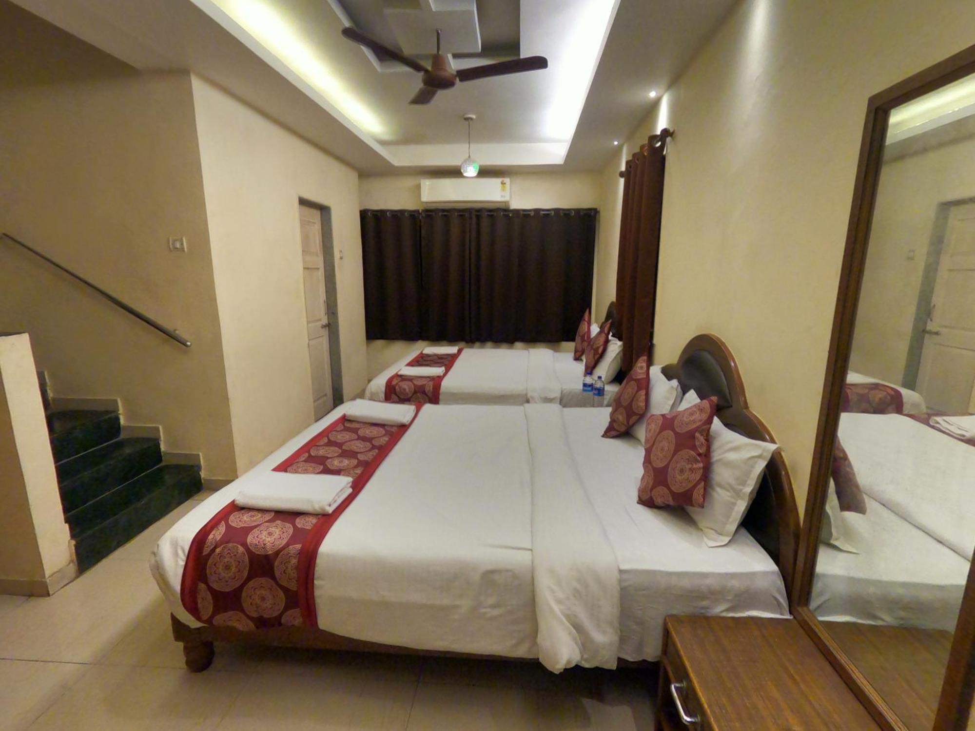 Hill Forest Resort Lonavala Esterno foto