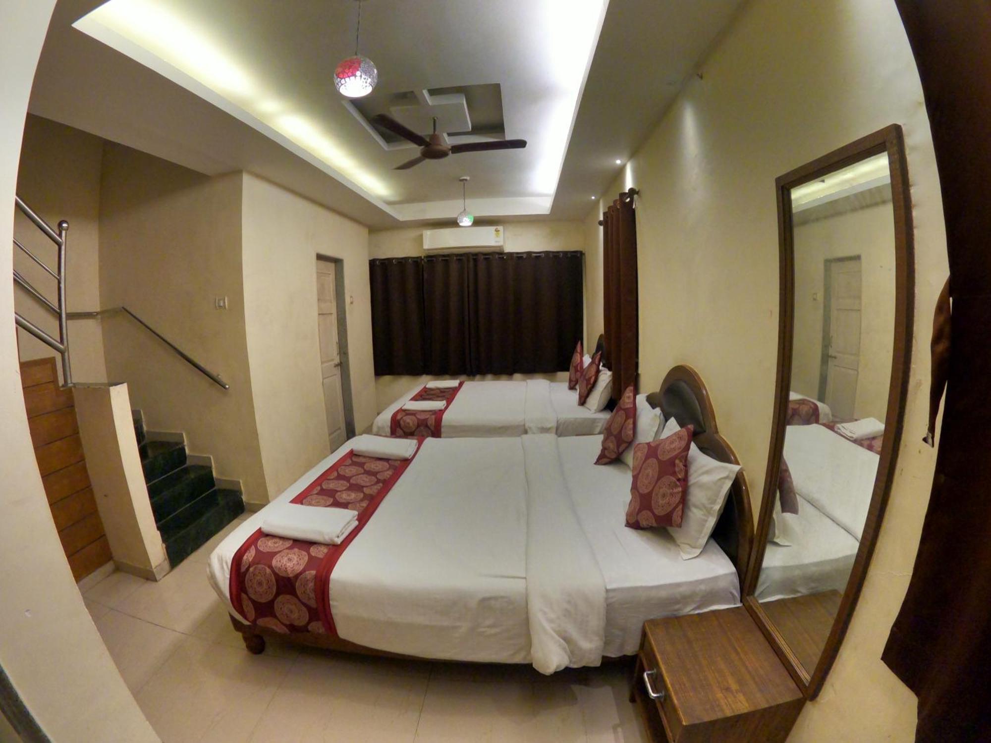 Hill Forest Resort Lonavala Esterno foto